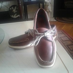 SOLD Sperry Intrepid Top-Siders